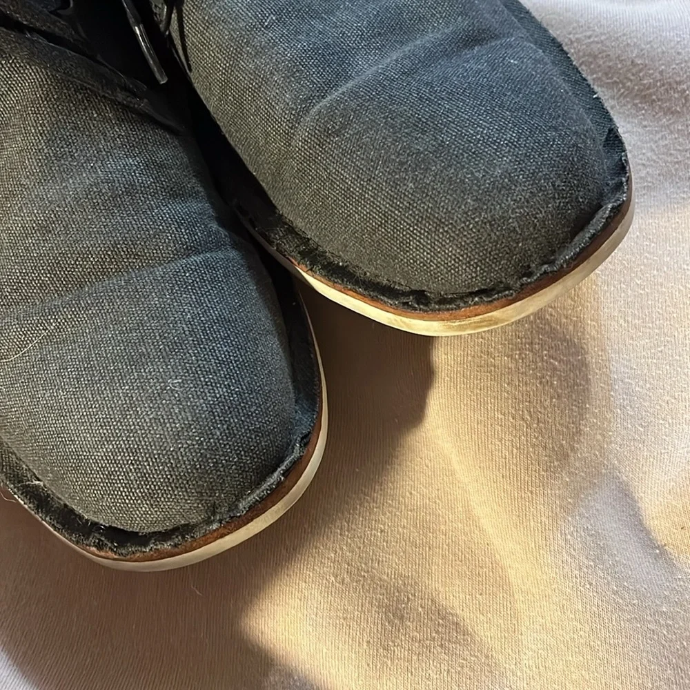 Andrew Marc casual classic